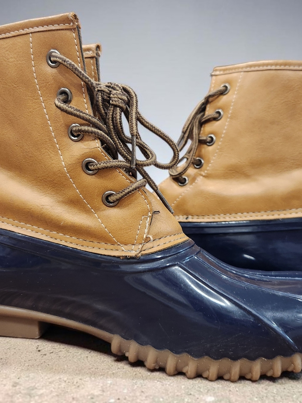 Charles Albert Two-Tone Lace-Up Duck Boots in Tan and Navy